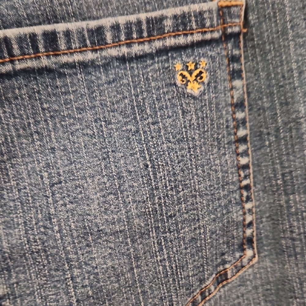 Blue Straight Leg Jeans with Subtle Fading ALL CLOTHING 4 FOR 15!!!! - Picture 4 of 6